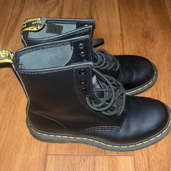 Dr. Martens ブラック 靴 US 7 42032001.80.jpg?$medium$